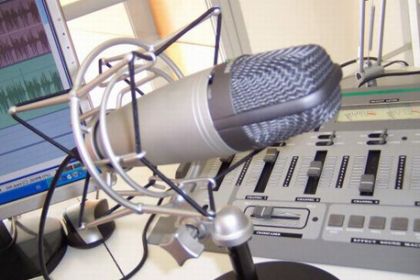 radio2.jpg