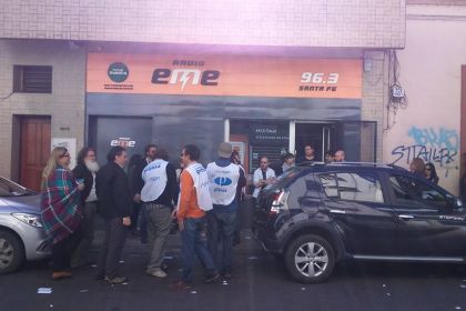 radioeme.jpg